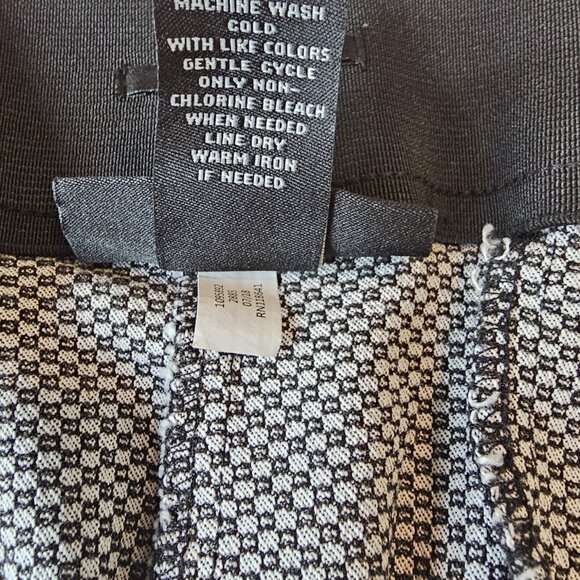 Lane Bryant The Allie Women's Size 26L Pants Black and White Pattern Plus - Picture 5 of 5